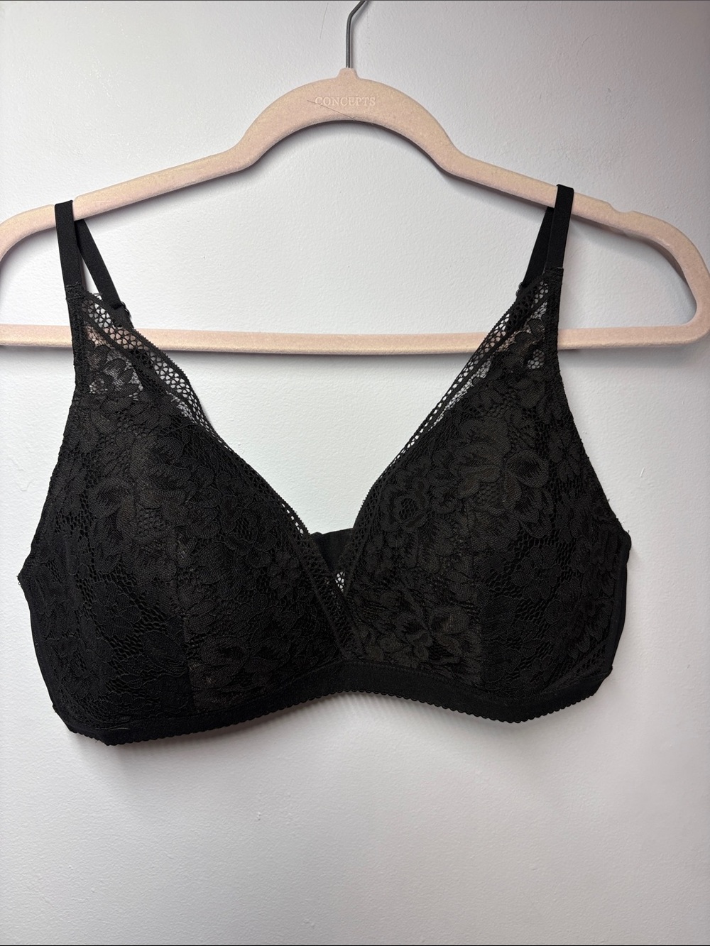 Knix Elegant Black Lace Wireless Bra with Adjustable Straps